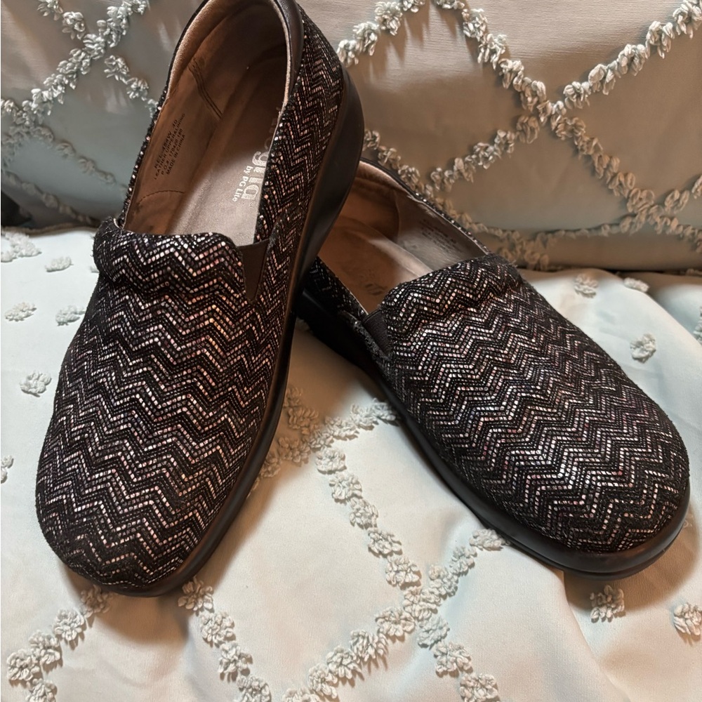 Alegria clogs, metallic print-eu sz 40
